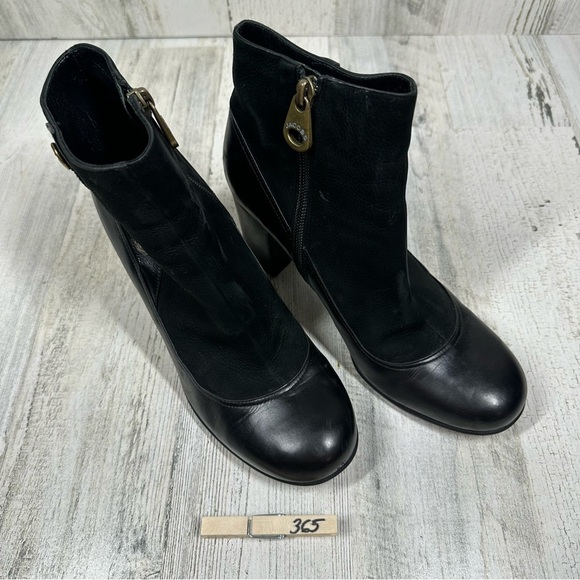 Marc by Marc Jacobs Black Leather Ankle Boots with Gold Hardware Buttons #365 - Picture 12 of 14